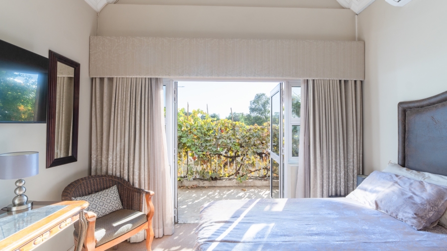 3 Bedroom Property for Sale in Boschenmeer Golf Country Estate Western Cape